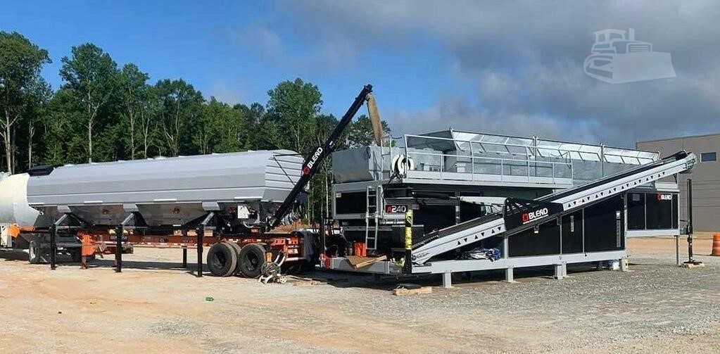 2026 Blend A240 — listing photo 1