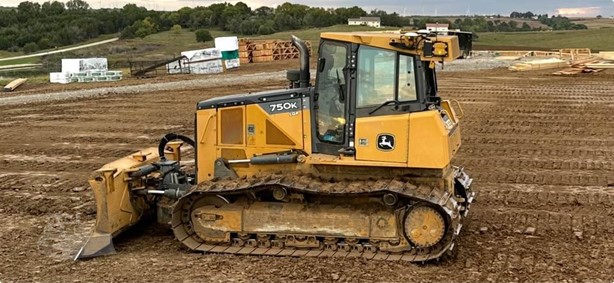 2013 Deere 750K LGP crawler dozer in Grass Roots Equipment inventory